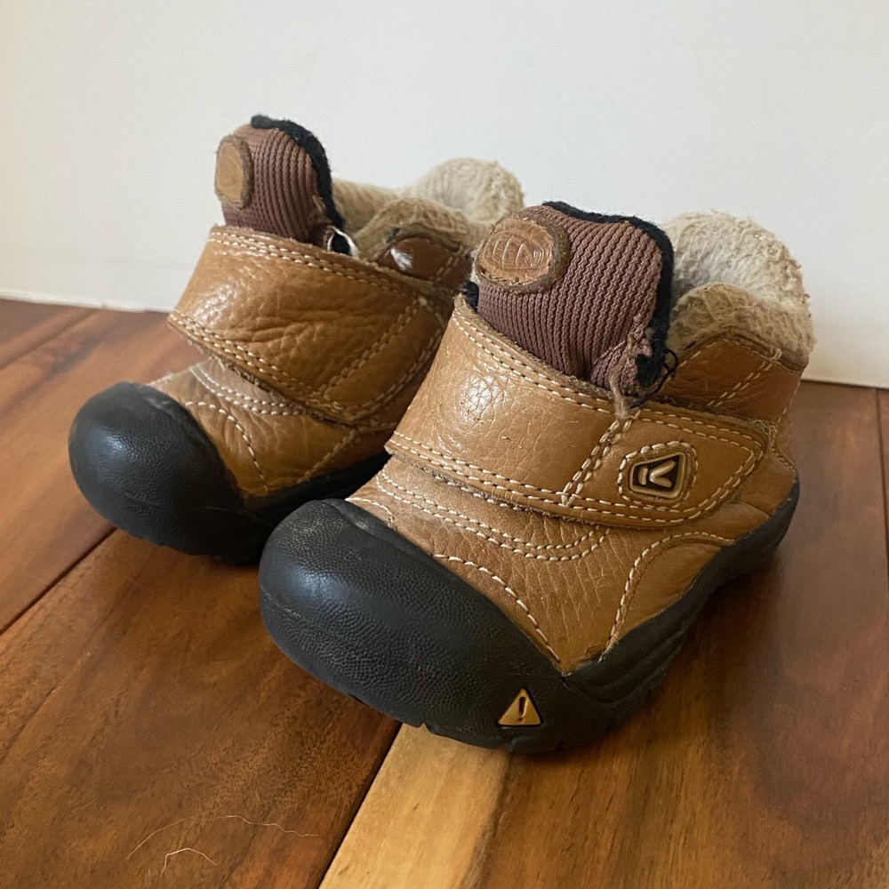 Keen toddler waterproof bootss